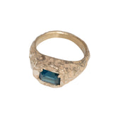 1.62ct Teal Opalescent Rectangle Sapphire Perle Signet 14K Yellow Gold